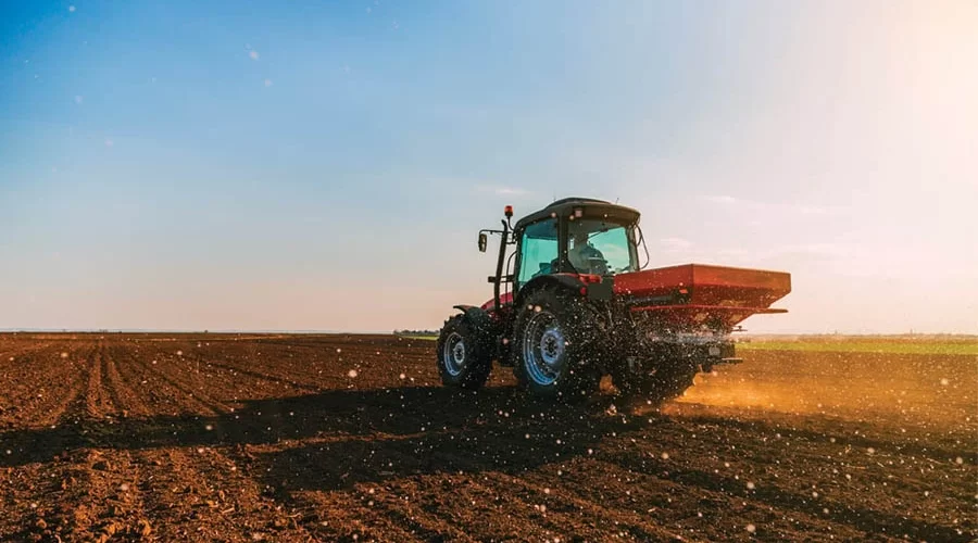 Improving yield efficiency with tractors in Ivory Coast